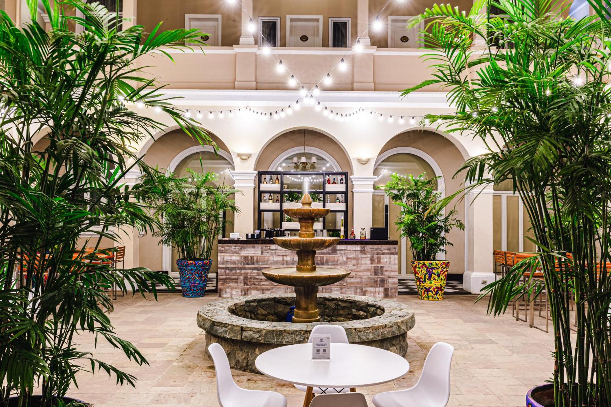 Lp Los Portales Hotel ピウラ エクステリア 写真