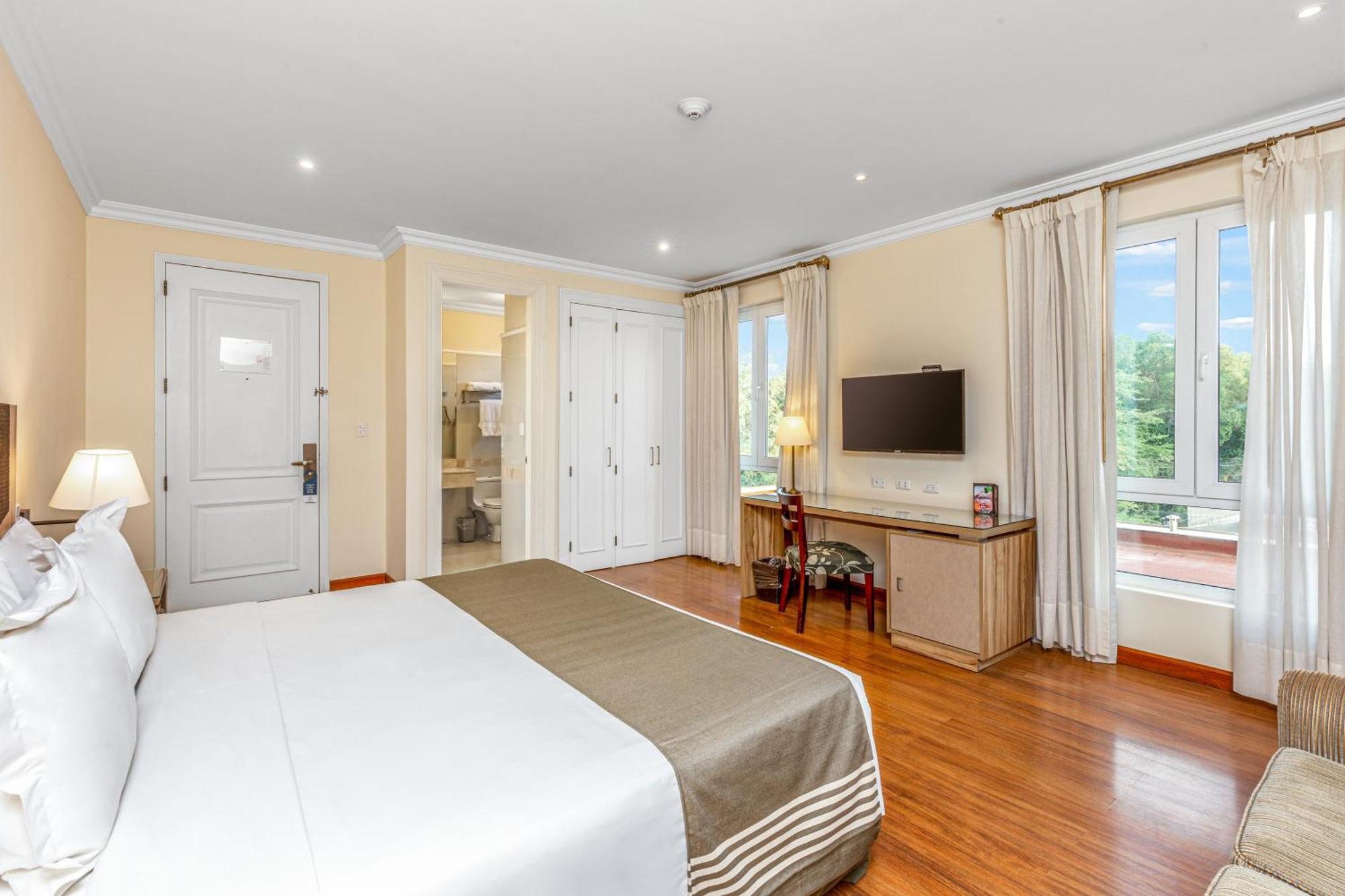 Lp Los Portales Hotel ピウラ エクステリア 写真