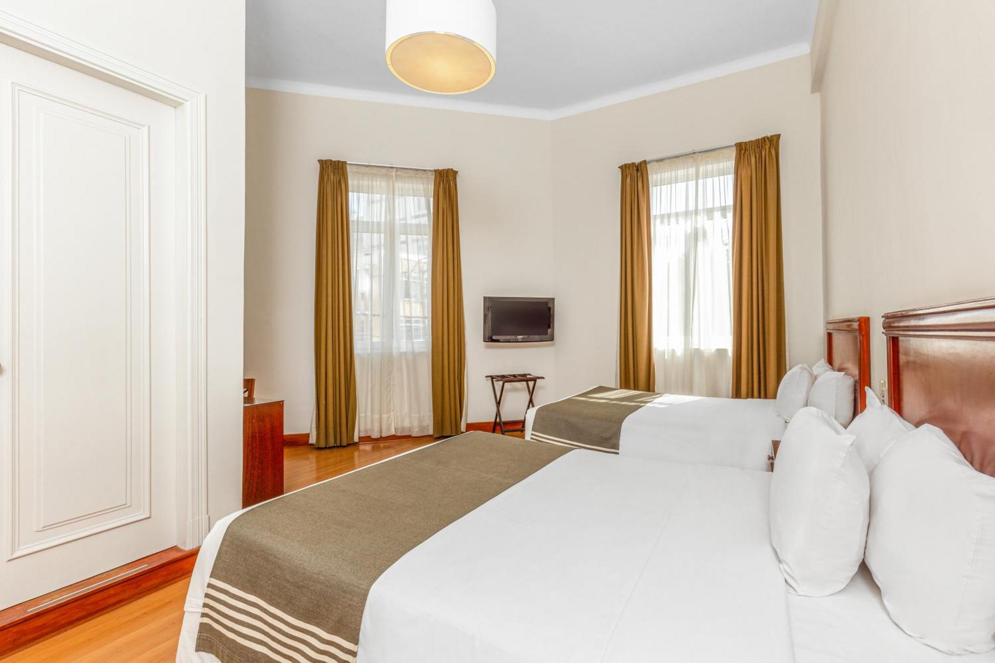 Lp Los Portales Hotel ピウラ エクステリア 写真