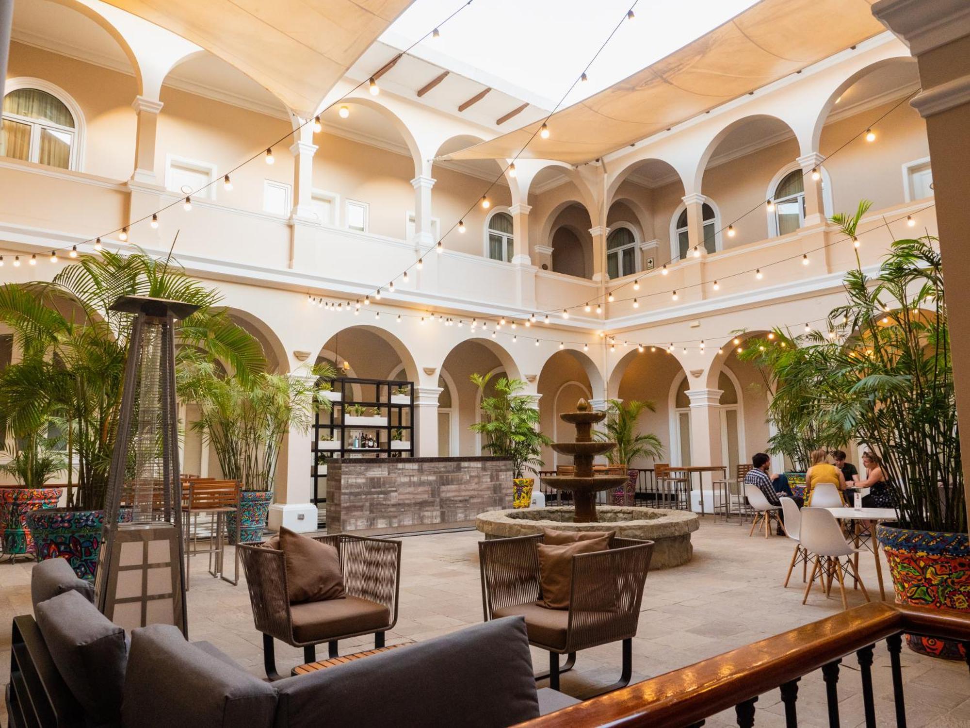 Lp Los Portales Hotel ピウラ エクステリア 写真