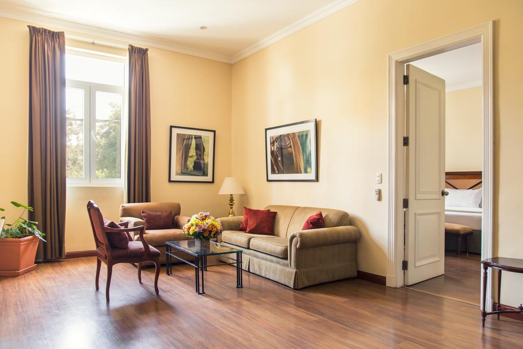 Lp Los Portales Hotel ピウラ エクステリア 写真
